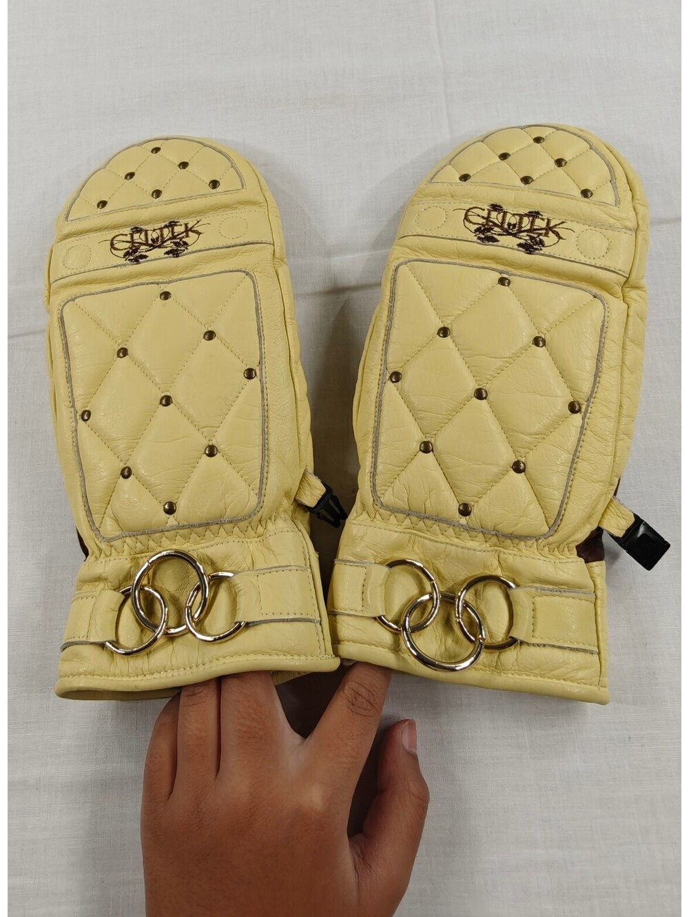 Celtek Women’s Large Leather Snowboard Ski Mittens Yellow Brown Studded
